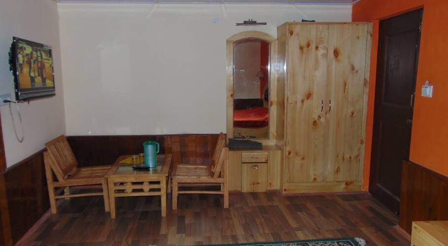 Hotel Himland, Manali 5